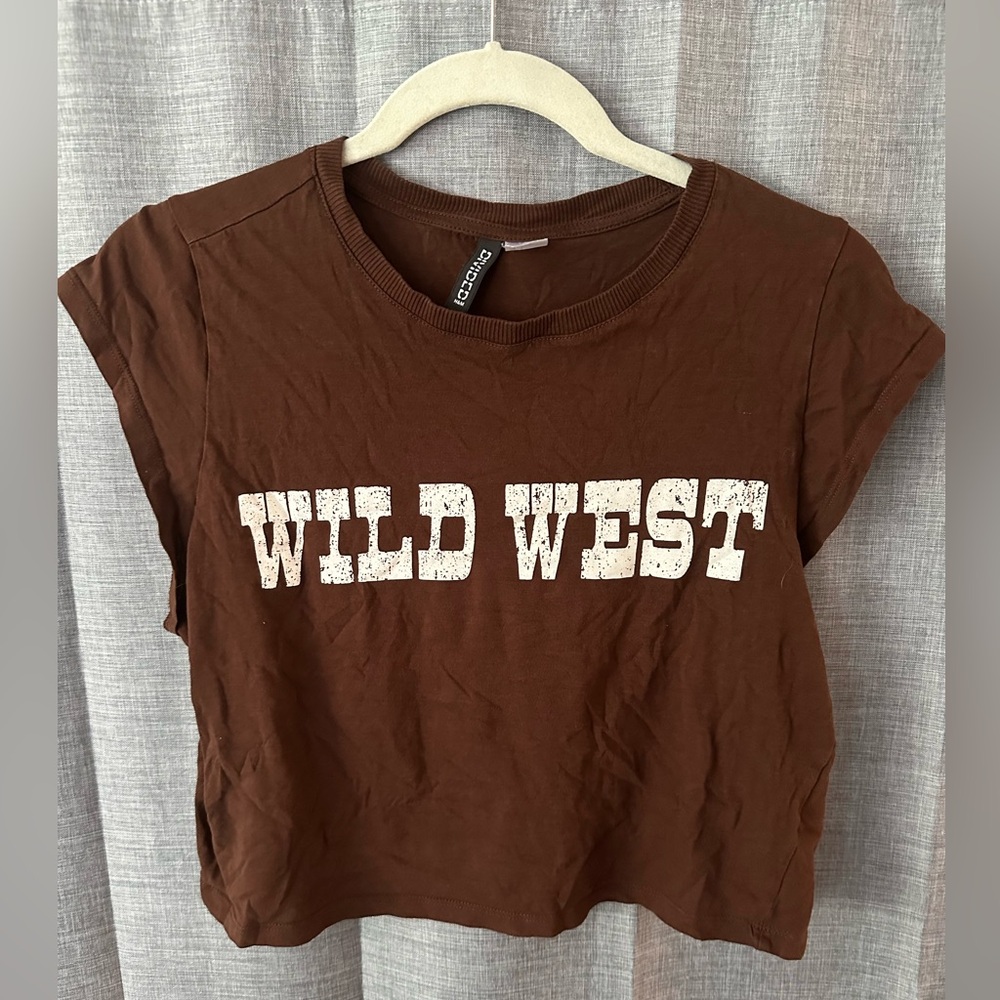 H&M Cropped Wild West Tee